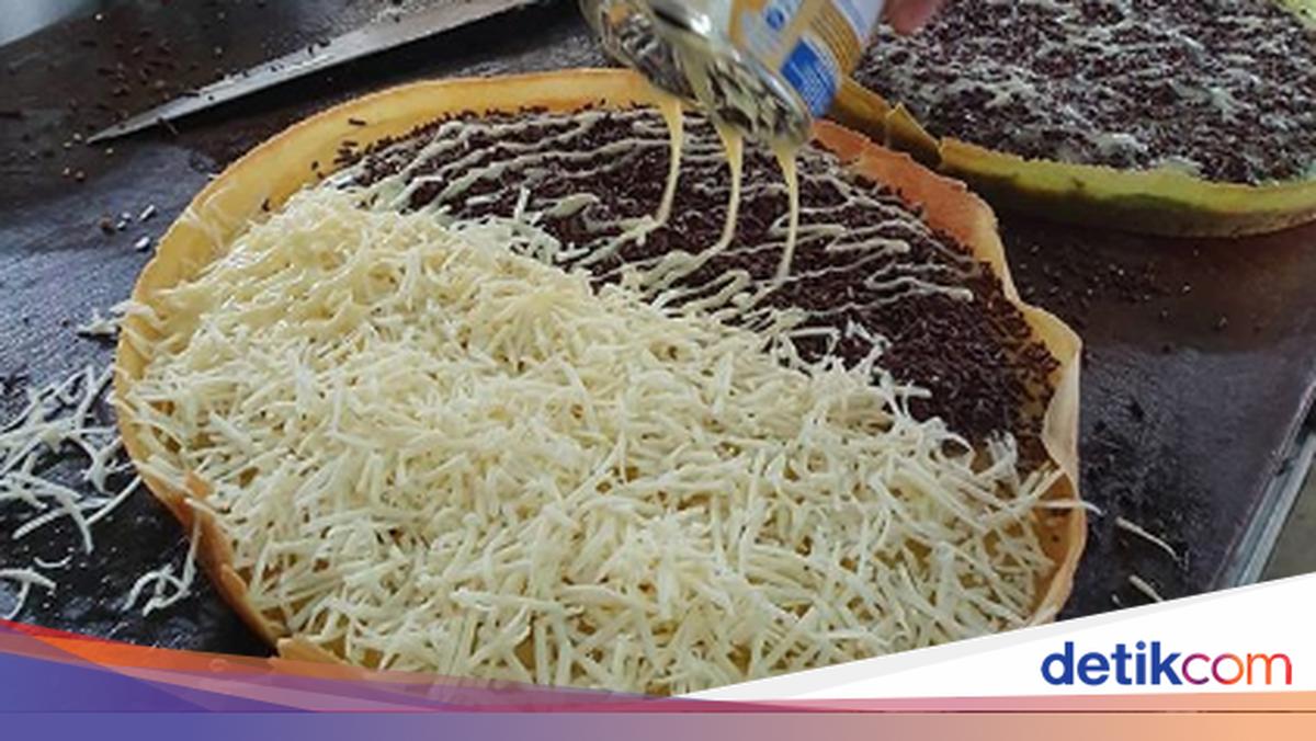 Juragan Martabak: The Legendary Martabak Experience in Cilacap's Heart